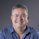 Foto de Múcio Angelim