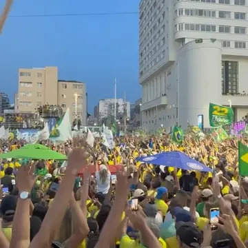 Publicação de Ednaldo Ribeiro sobre Flávio Bolsonaro em 17/10/2026