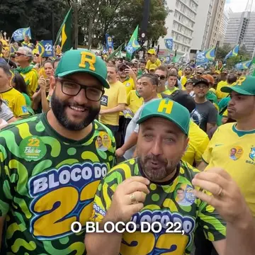 Publicação de Henrique do Paraíso sobre Flávio Bolsonaro em 19/10/2026