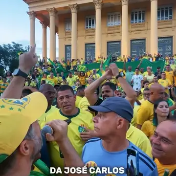 Publicação de Wladimir Garotinho sobre Flávio Bolsonaro em 17/10/2026