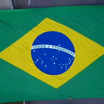 Publicação de Aladim sobre Flávio Bolsonaro em 17/10/2026
