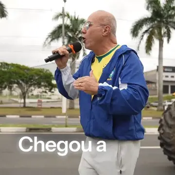Publicação de Ricardo Piorino sobre Flávio Bolsonaro em 17/10/2026