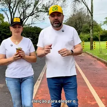 Publicação de Rodrigo Ribas sobre Flávio Bolsonaro em 18/10/2026