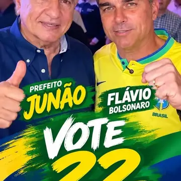 Publicação de Junão sobre Flávio Bolsonaro em 18/10/2026