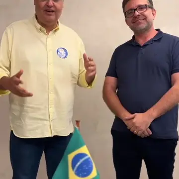Publicação de Fabinho Antonucci sobre Flávio Bolsonaro em 20/10/2026