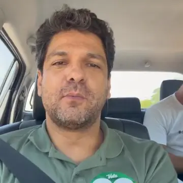 Publicação de Doutor Murillo sobre Flávio Bolsonaro em 18/10/2026