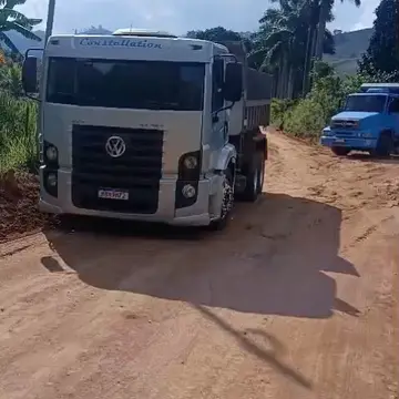 Publicação de Tiago Dalperio sobre Flávio Bolsonaro em 08/10/2026
