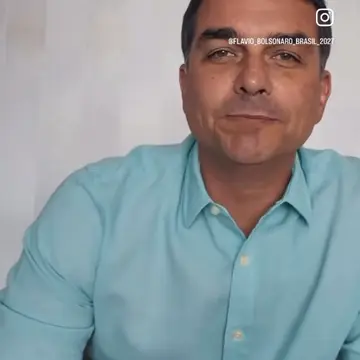 Publicação de Gustavo Medeiros sobre Flávio Bolsonaro em 08/10/2026