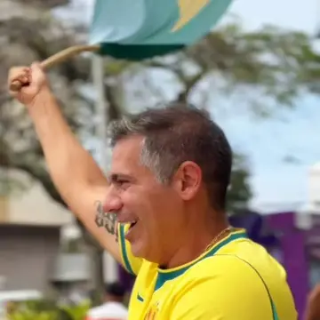 Publicação de Dr Serginho sobre Flávio Bolsonaro em 10/10/2026