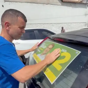 Publicação de Furlani sobre Flávio Bolsonaro em 10/10/2026