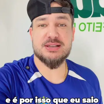 Publicação de Lauro sobre Flávio Bolsonaro em 11/10/2026