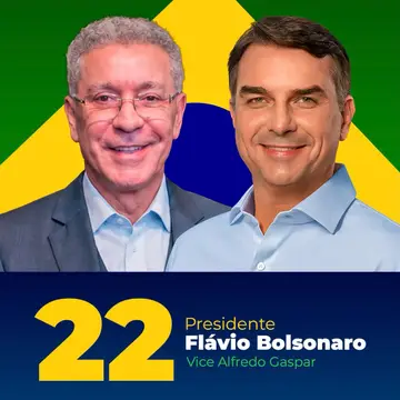 Publicação de Airton Souza sobre Flávio Bolsonaro em 11/10/2026
