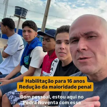 Publicação de Abilio sobre Flávio Bolsonaro em 11/10/2026