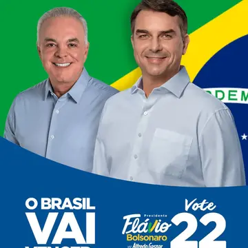 Publicação de Paulo Sérgio sobre Flávio Bolsonaro em 13/10/2026