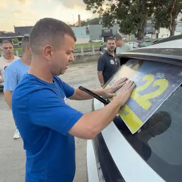 Publicação de Furlani sobre Flávio Bolsonaro em 13/10/2026