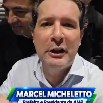 Publicação de Marcel Micheletto sobre Flávio Bolsonaro em 13/10/2026