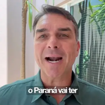 Publicação de Loreno Tolardo sobre Flávio Bolsonaro em 13/10/2026