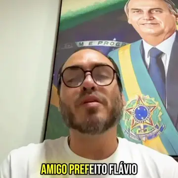 Publicação de Flávio Buzzi sobre Flávio Bolsonaro em 14/10/2026
