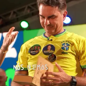 Publicação de Luis Henrique sobre Flávio Bolsonaro em 14/10/2026