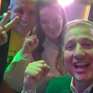 Publicação de Wagner Costa sobre Flávio Bolsonaro em 14/10/2026