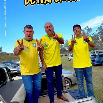 Publicação de Nel sobre Flávio Bolsonaro em 14/10/2026
