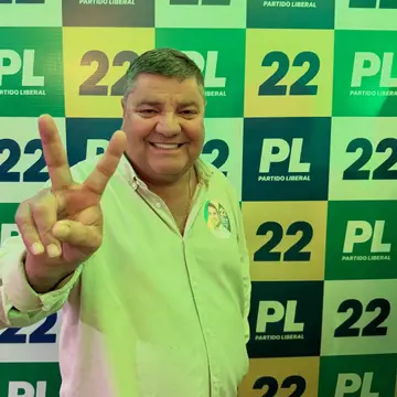 Publicação de Josmail Rodrigues sobre Flávio Bolsonaro em 14/10/2026