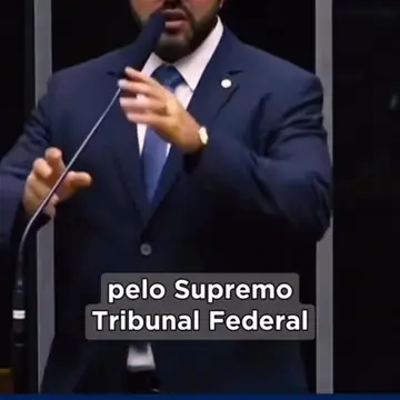 Publicação de Marcio Correa sobre Flávio Bolsonaro em 14/10/2026