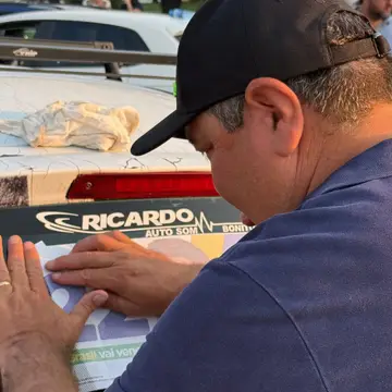 Publicação de Josmail Rodrigues sobre Flávio Bolsonaro em 14/10/2026