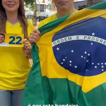 Publicação de Zanatta sobre Flávio Bolsonaro em 15/10/2026