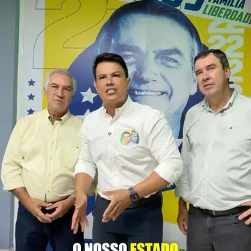 Publicação de Júlio Buguelo sobre Flávio Bolsonaro em 15/10/2026