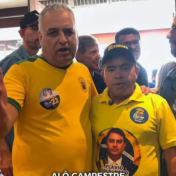 Publicação de Fernando Bermuda sobre Flávio Bolsonaro em 15/10/2026