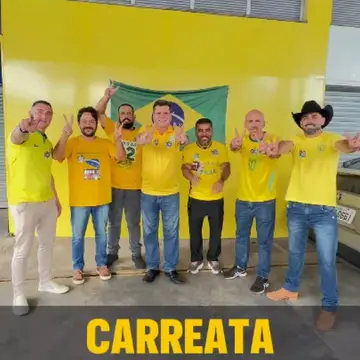 Publicação de Breno Salomão sobre Flávio Bolsonaro em 15/10/2026