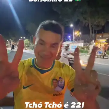 Publicação de Marinho sobre Flávio Bolsonaro em 15/10/2026