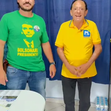 Publicação de Zé Louquinho sobre Flávio Bolsonaro em 16/10/2026