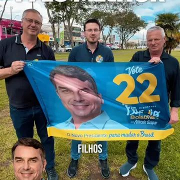 Publicação de Marco Marcondes sobre Flávio Bolsonaro em 16/10/2026