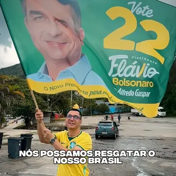 Publicação de Johnny Maycon sobre Flávio Bolsonaro em 16/10/2026