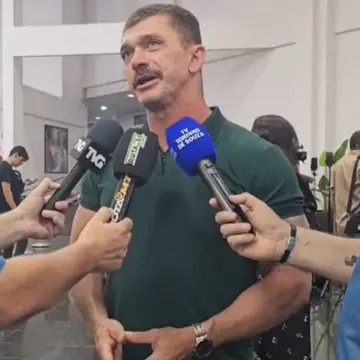 Publicação de Subtenente Márcio Gonçalves sobre Flávio Bolsonaro em 17/10/2026