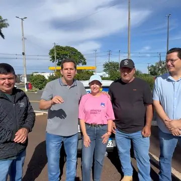 Publicação de Edicarlos Grizotto sobre Flávio Bolsonaro em 17/10/2026