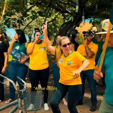 Publicação de Nelson Cintra sobre Flávio Bolsonaro em 17/10/2026
