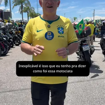 Publicação de Eduardo Freccia sobre Flávio Bolsonaro em 17/10/2026