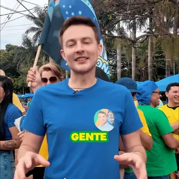 Publicação de Lucas Foroni sobre Flávio Bolsonaro em 17/10/2026