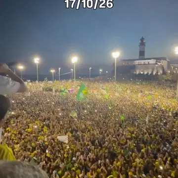 Publicação de Marcelo sobre Flávio Bolsonaro em 17/10/2026