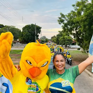 Publicação de Disterro Santos sobre Flávio Bolsonaro em 18/10/2026