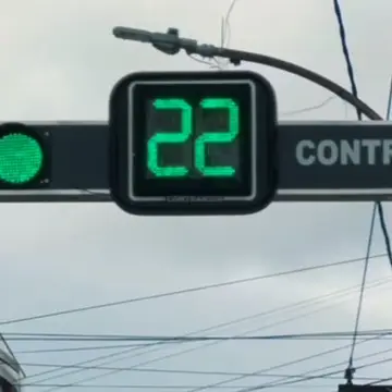 Publicação de Rodrigo Medeiros sobre Flávio Bolsonaro em 18/10/2026