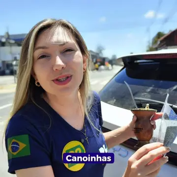 Publicação de Juliana Maciel sobre Flávio Bolsonaro em 18/10/2026