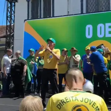 Publicação de General Silva e Luna sobre Flávio Bolsonaro em 18/10/2026