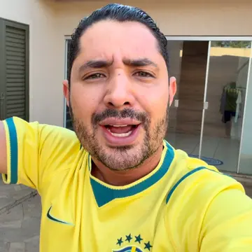 Publicação de Guilherme Gonçalves sobre Flávio Bolsonaro em 18/10/2026