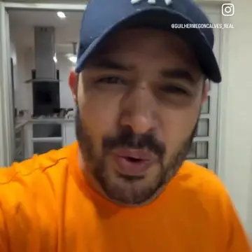 Publicação de Guilherme Gonçalves sobre Flávio Bolsonaro em 18/10/2026
