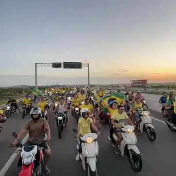 Publicação de Luciano de Menininha sobre Flávio Bolsonaro em 19/10/2026