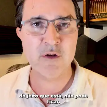 Publicação de Carlos Alberto sobre Flávio Bolsonaro em 19/10/2026